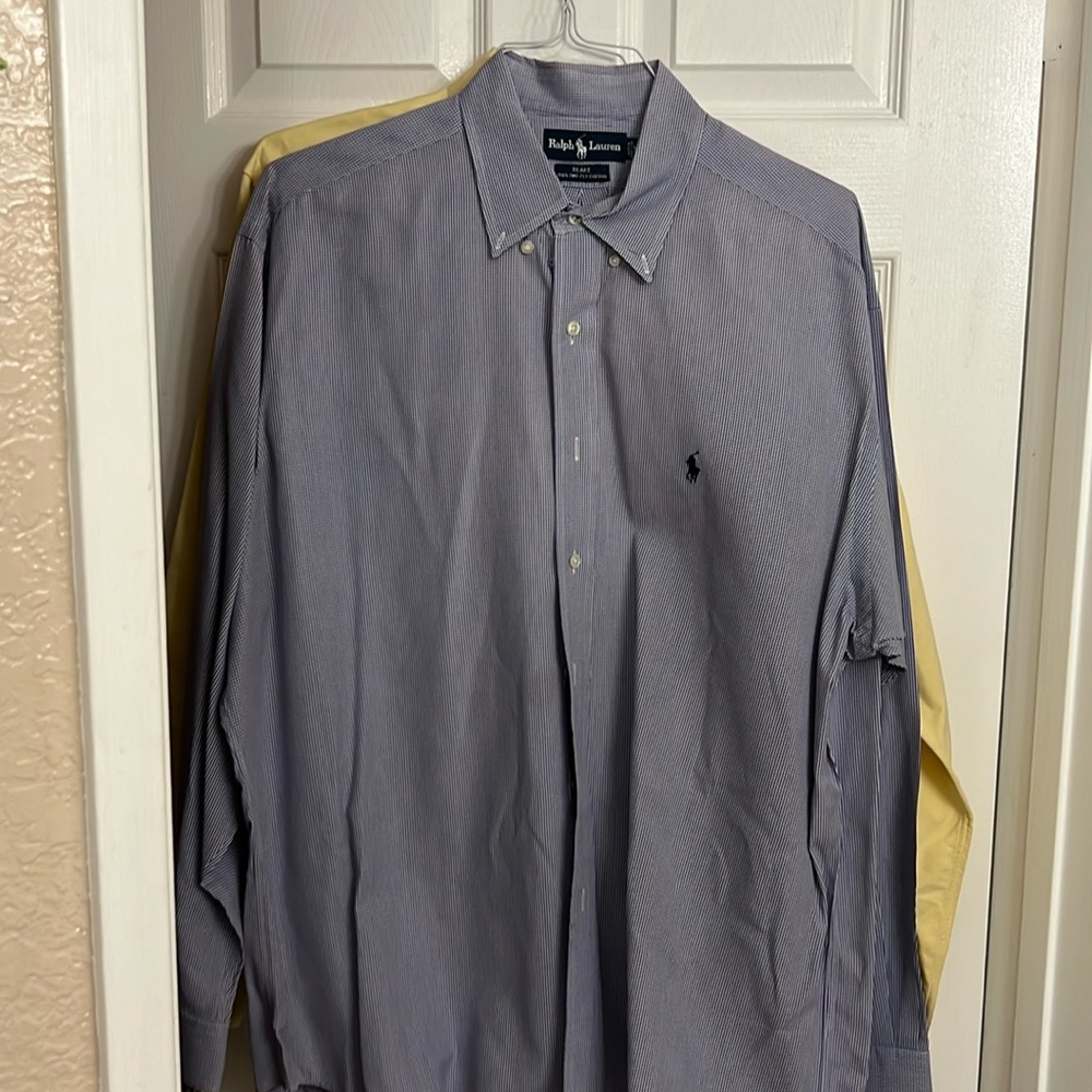 Men’s blue checkered XL Blake button down